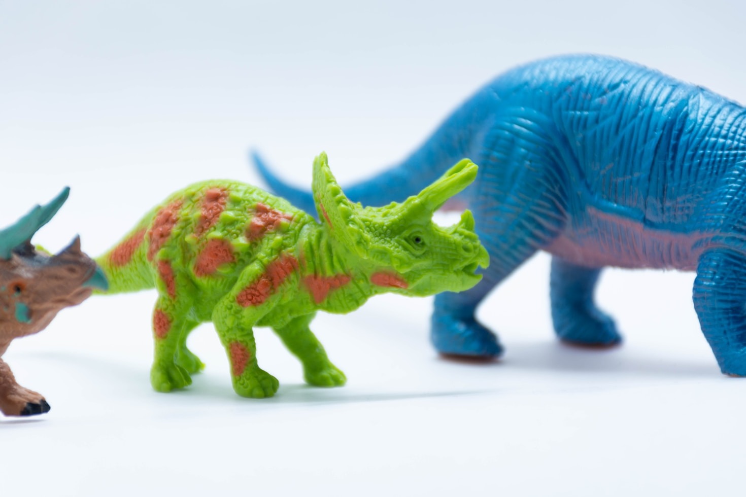 Top 10 Dinosaur Toys for Curious Minds